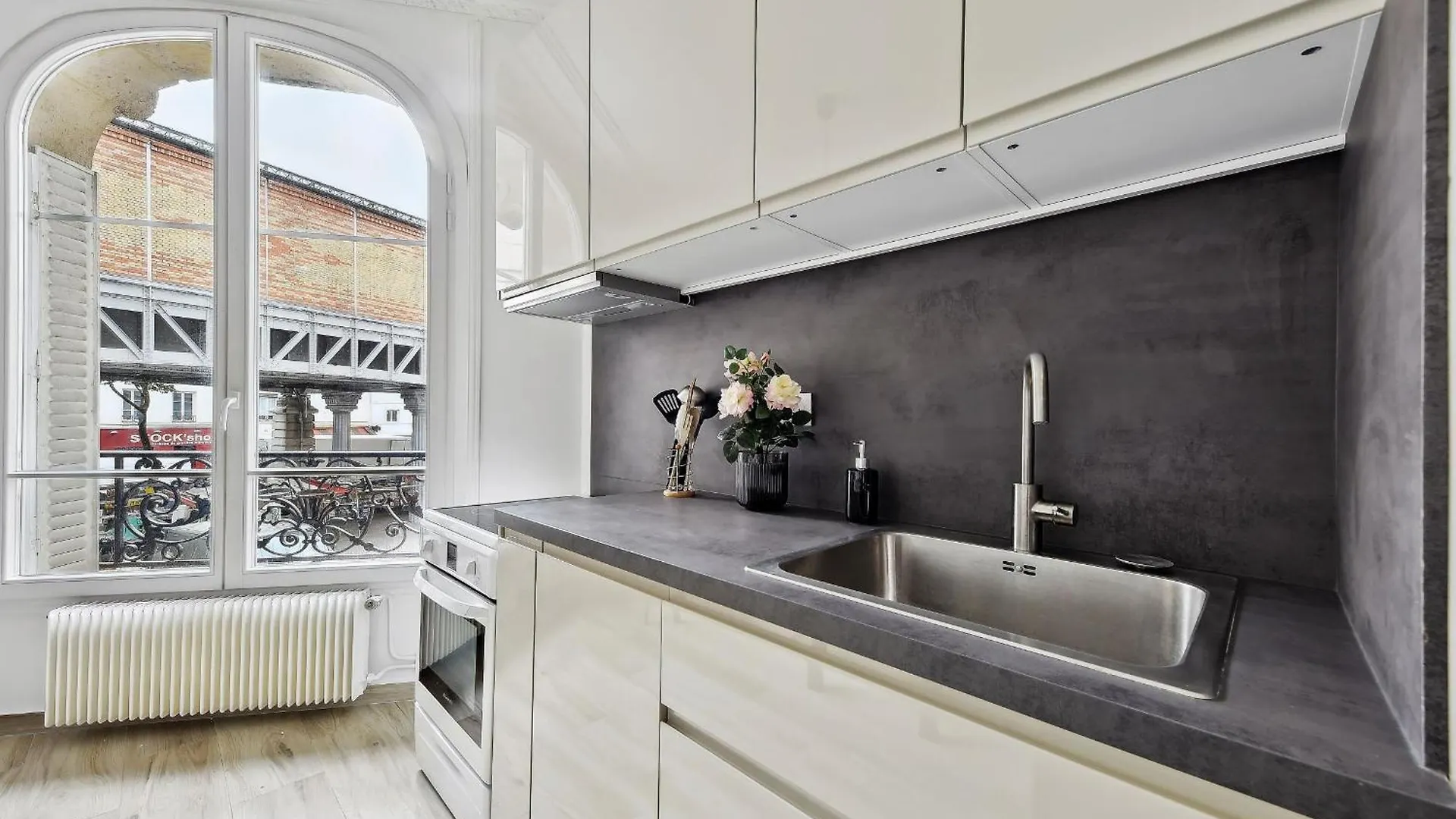Eiffel Tower & Grenelle - 2br - Cityapartmentstay *