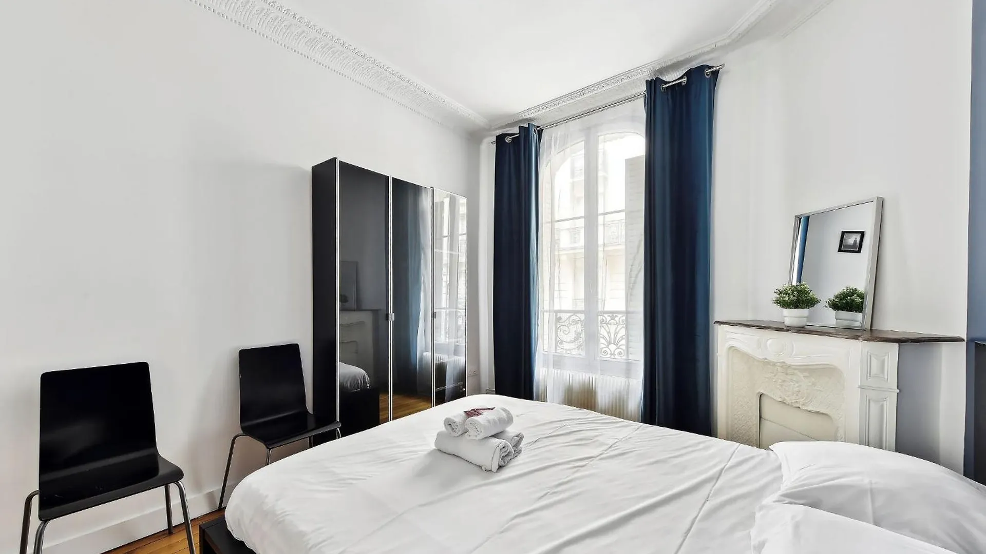 Eiffel Tower & Grenelle - 2br - Cityapartmentstay Parijs